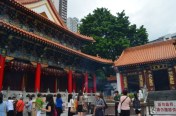 Hong Kong Won Tai temple worship