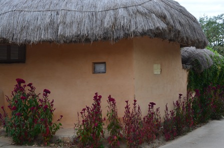 Andong Hahoe Maeul thatched roof  hut