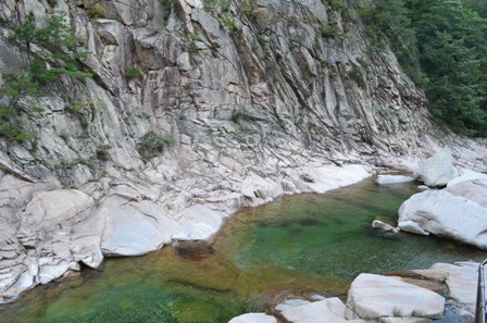 Seoraksan day 2 canyon river