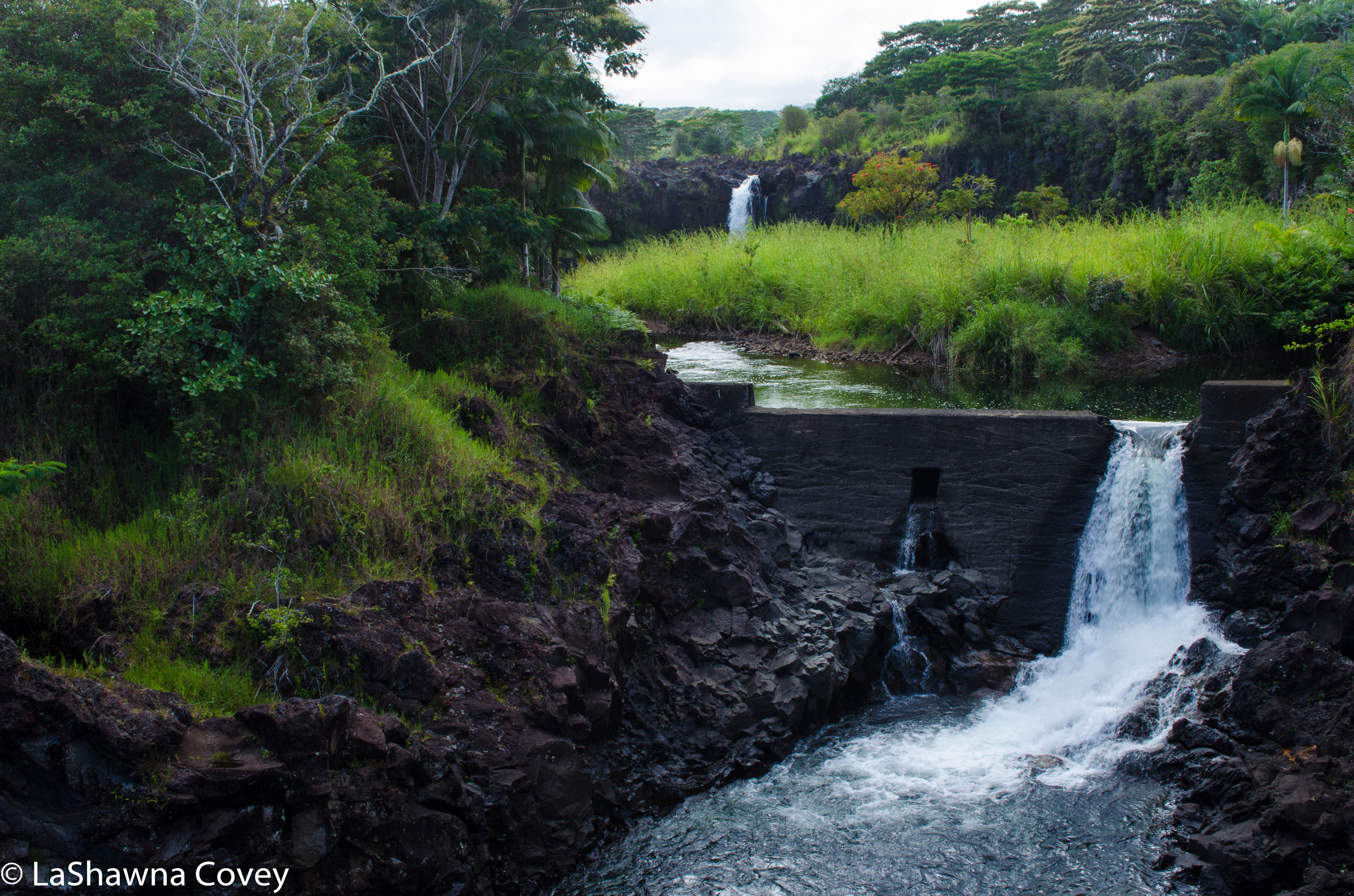 Big Island waterfalls and caves-5