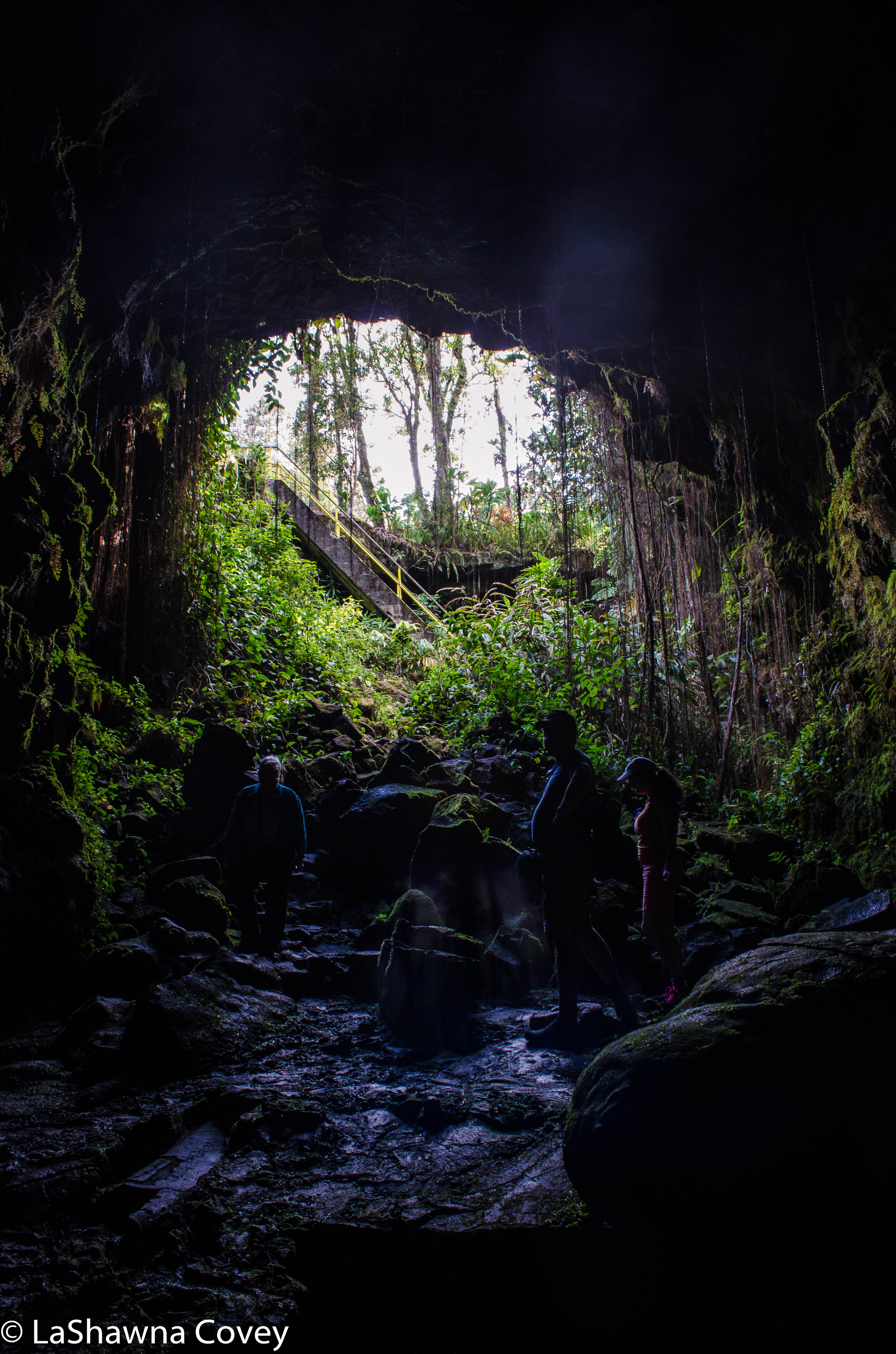 Big Island waterfalls and caves-8